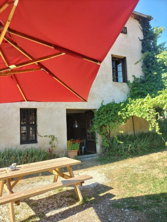 La Maison Sous Le Chateau Frühstückspension Montségur